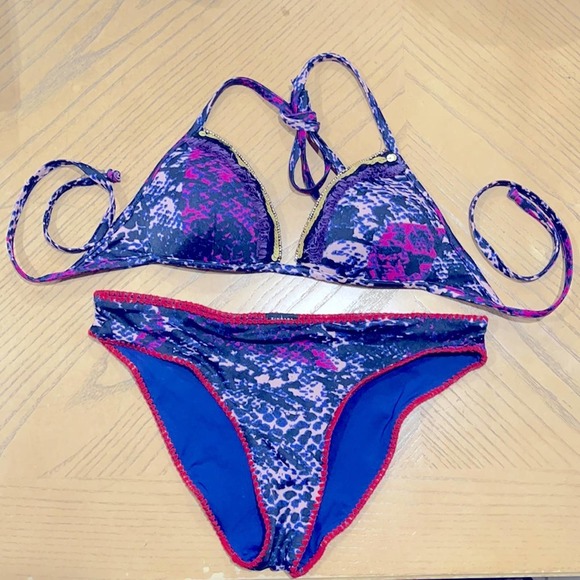 0290 Zingara Blue and Pink Cheeky Bikini - Picture 2 of 14
